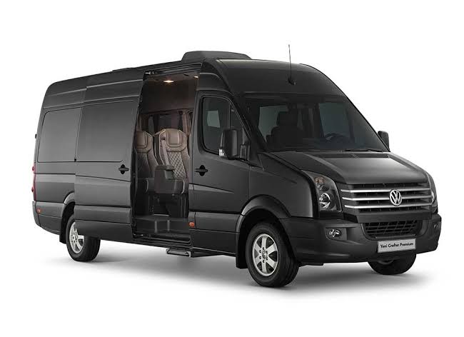 Mercedes Sprinter van exterior